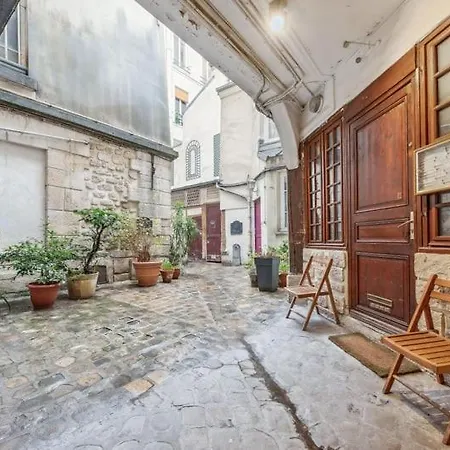 Appartamento Elegant Apt 2 Pax Au Coeur De St Germain Des Pres